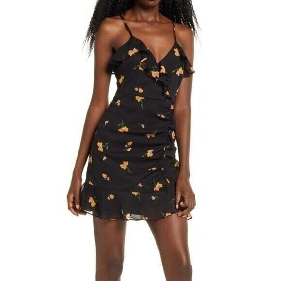 All in Favor Dresses & Skirts - New! ALL IN FAVOR Women's Callie Ruffle Trim Floral Print Chiffon Mini Dress